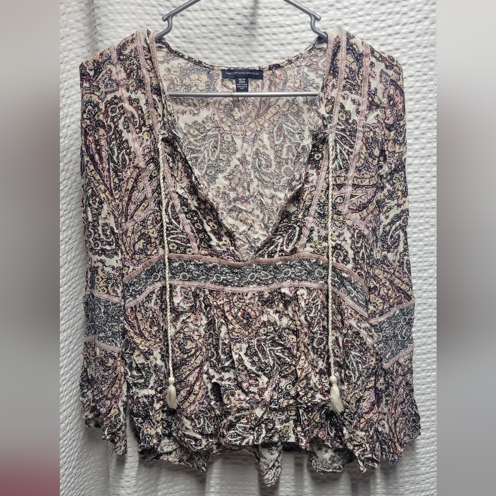 Paisley Print Women's Top Missing Clasp as shown In Pictures